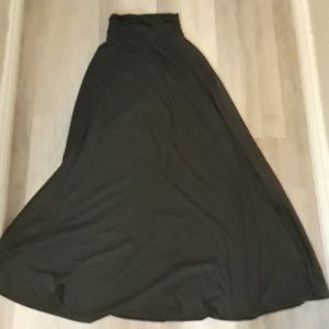 Long forest green maxi skirt